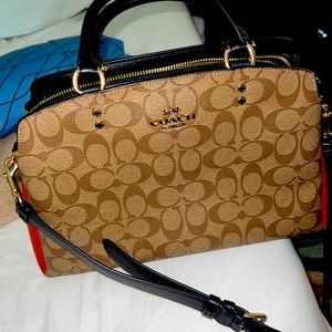 BRAND NEW COACH PURSE
